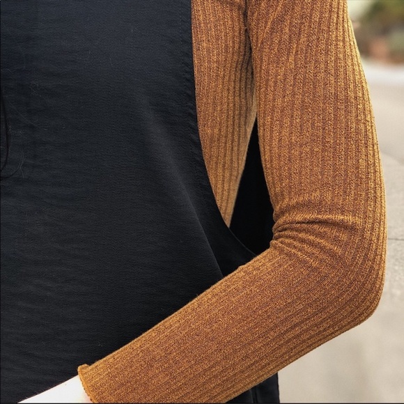 LAST ONE SALE HOST PICK Mock Neck Mustard Tee - Picture 4 of 5